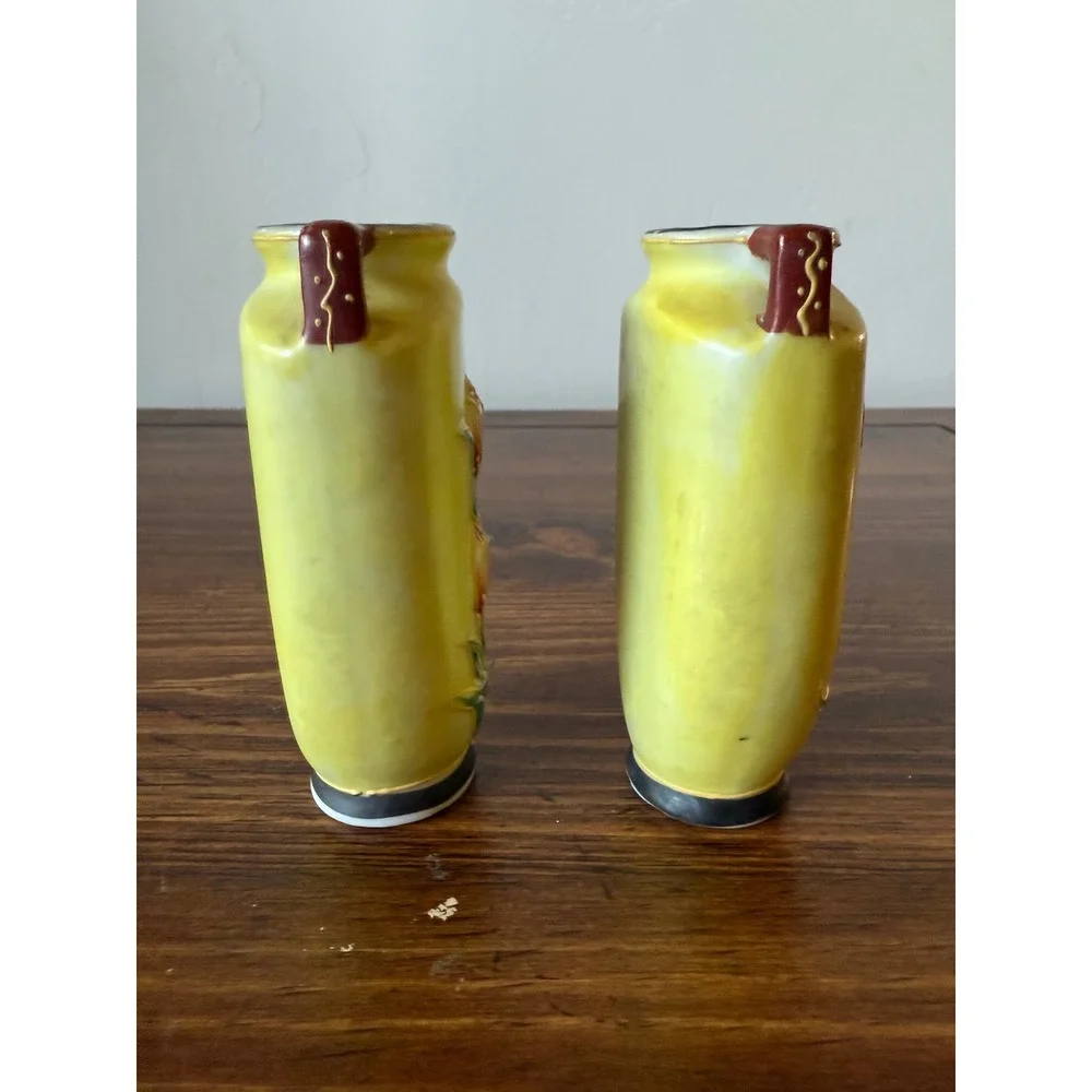 Vintage Made in Occupied Japan Miniature Bud Vases Set of 2 Yellow Tulip Floral - Picture 5 of 11